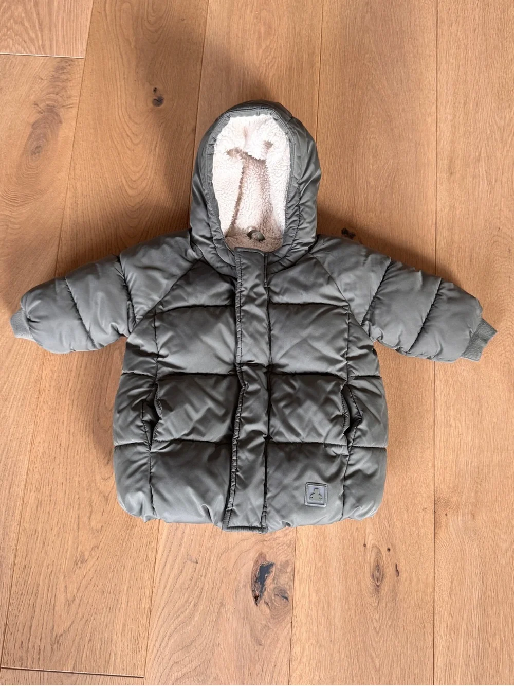 Gap Hooded Puffer Jacket in Olive Green (12-18M)